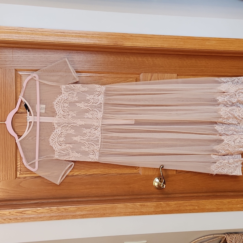 Nude Lace Dress Combo